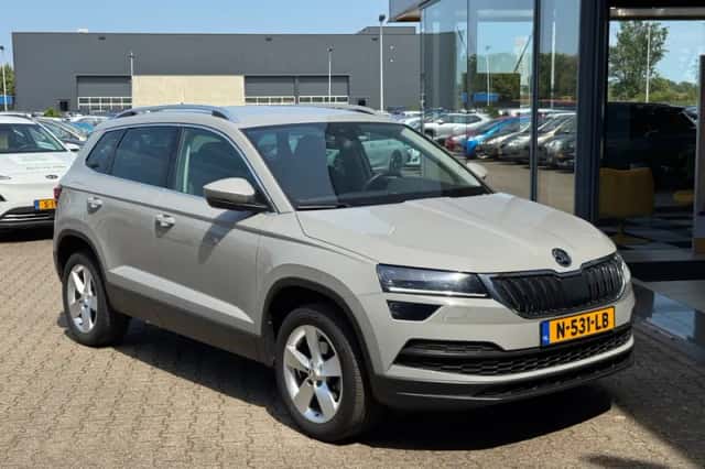 Škoda Karoq (2020) thumbnail 4