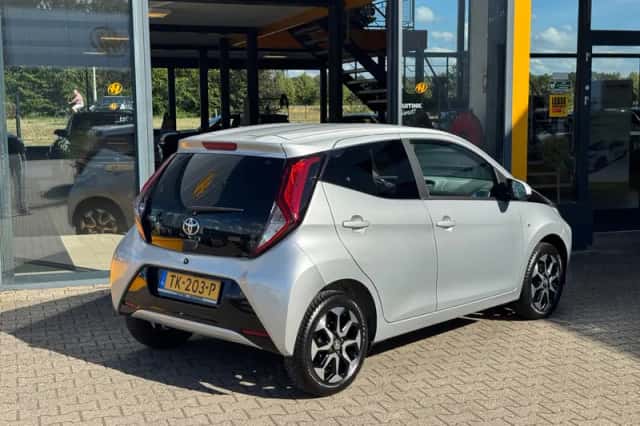 Toyota Aygo (2018) thumbnail 4