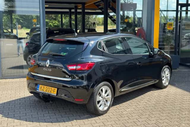 Renault Clio (2016) thumbnail 4
