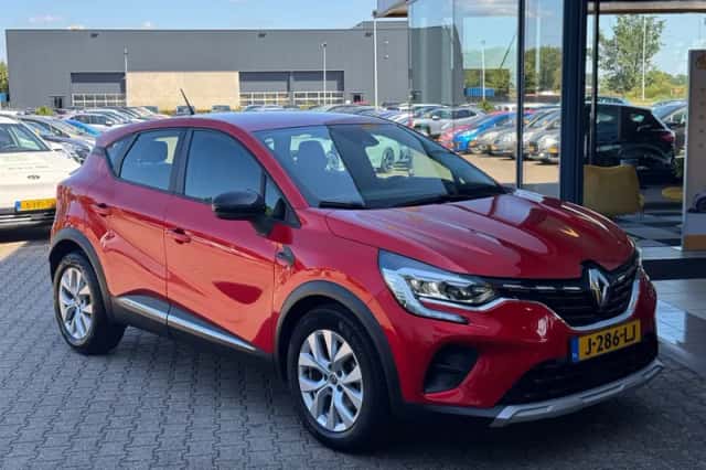 Renault Captur (2020) thumbnail 6