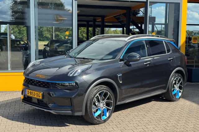 Lynk & Co 01 (2024) thumbnail 1