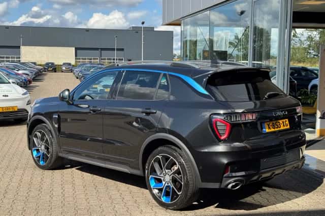 Lynk & Co 01 (2024) thumbnail 3