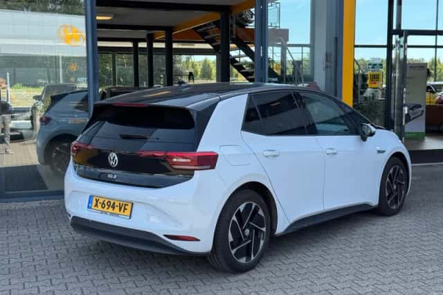 Volkswagen ID.3 (2021) thumbnail 4