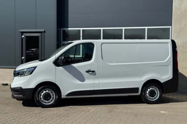 Renault Trafic (2024) thumbnail 2