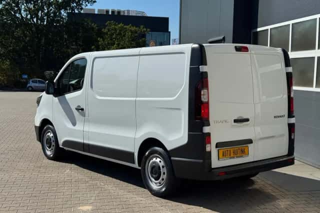 Renault Trafic (2024) thumbnail 3