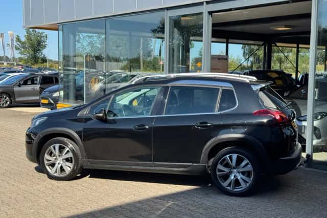 Peugeot 2008 (2019) thumbnail 2