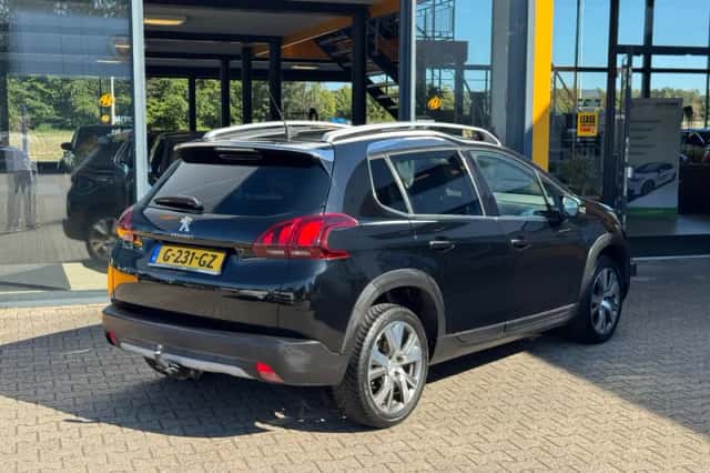 Peugeot 2008 (2019) thumbnail 4