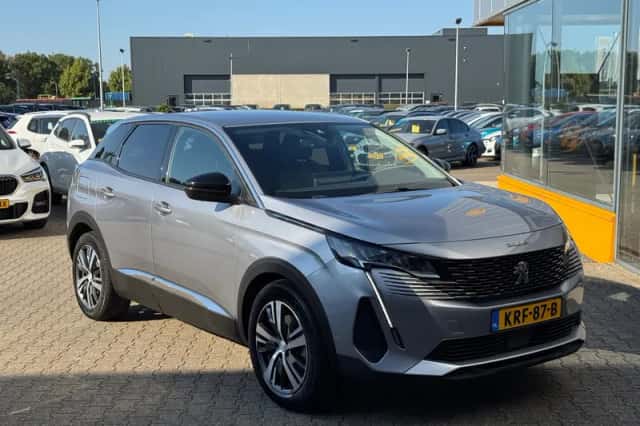 Peugeot 3008 (2022) thumbnail 6
