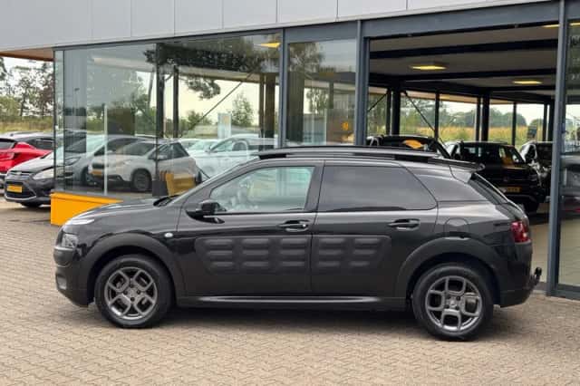 Citroën C4 Cactus (2017) thumbnail 2