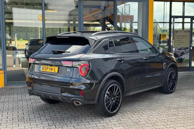 Lynk & Co 01 (2023) thumbnail 4