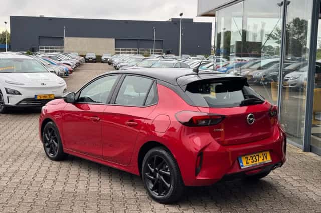 Opel Corsa (2023) thumbnail 3