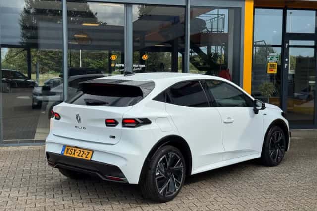 Renault Clio (2026) thumbnail 4