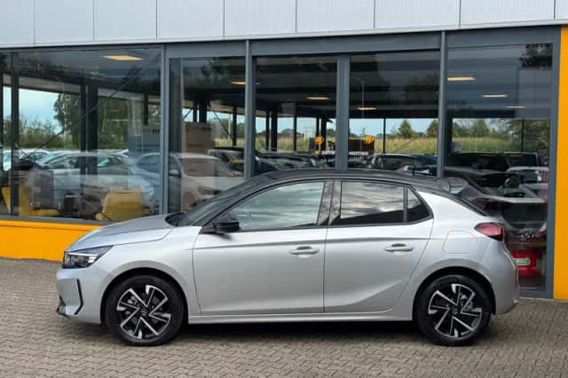 Opel Corsa (2025) thumbnail 2