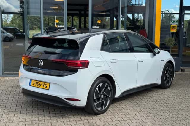 Volkswagen ID.3 (2020) thumbnail 4