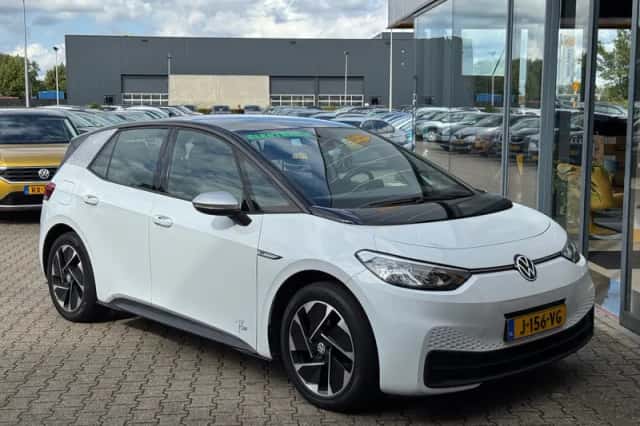 Volkswagen ID.3 (2020) thumbnail 6