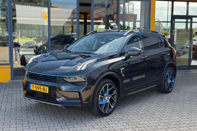 Lynk & Co 01 (2022) thumbnail 1