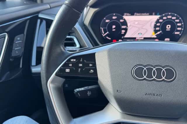 Audi e-tron (2021) thumbnail 4