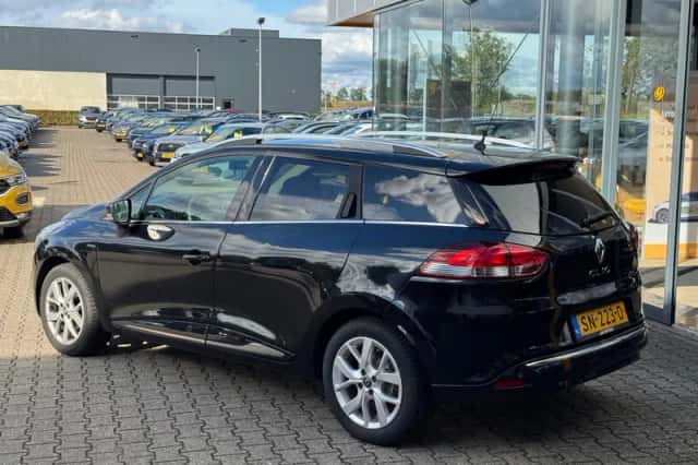 Renault Clio (2018) thumbnail 2