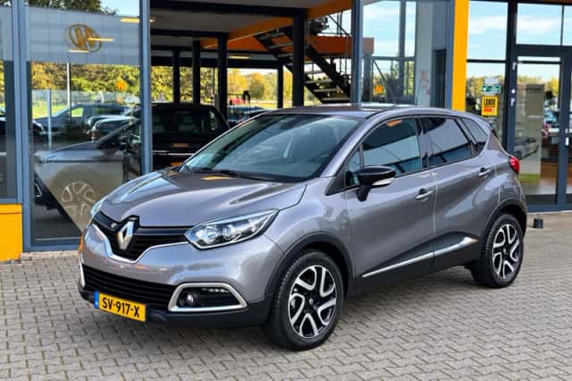 Renault Captur (2016) thumbnail 1