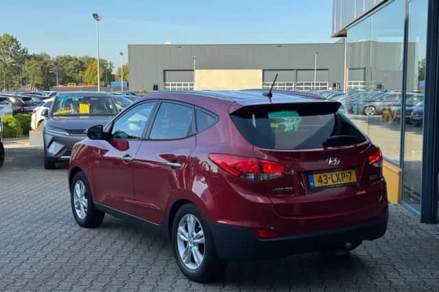Hyundai ix35 (2010) thumbnail 3