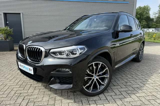 BMW X3 (2021) thumbnail 2