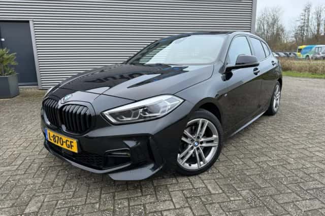 BMW 1-Serie (2021) thumbnail 2