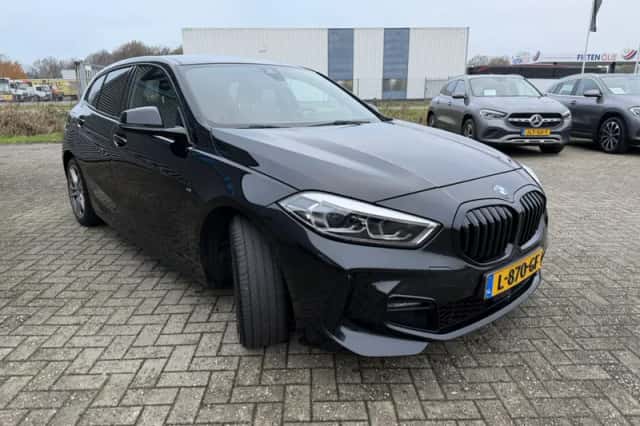 BMW 1-Serie (2021) thumbnail 4