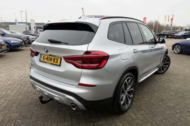 BMW X3 (2019) thumbnail 5