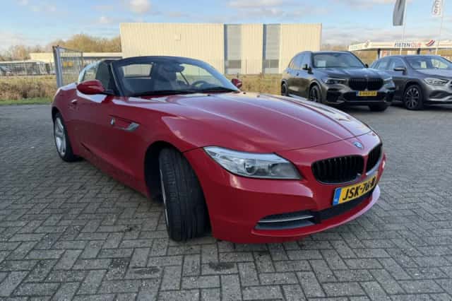 BMW Z4 (2014) thumbnail 4
