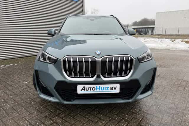 BMW X1 (2025) thumbnail 3