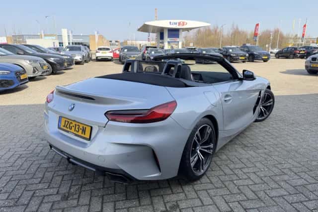BMW Z4 (2021) thumbnail 5