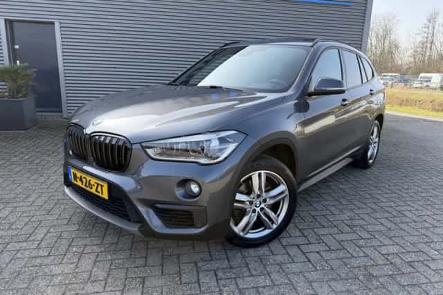 BMW X1 (2018) thumbnail 2