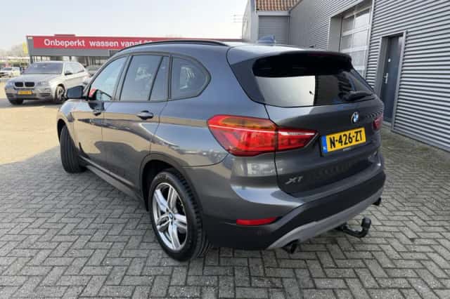 BMW X1 (2018) thumbnail 6