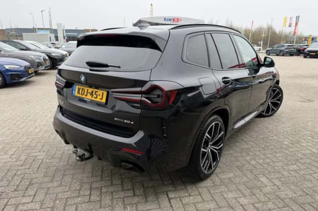 BMW X3 (2023) thumbnail 5