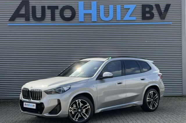 BMW X1 (2025) thumbnail 2