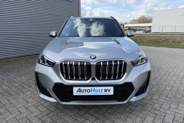 BMW X1 (2025) thumbnail 4