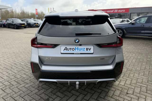 BMW X1 (2025) thumbnail 6