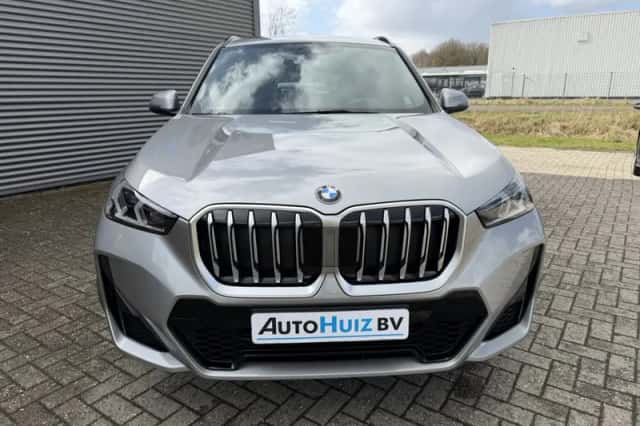 BMW X1 (2025) thumbnail 3