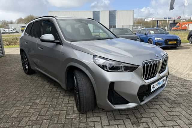 BMW X1 (2025) thumbnail 4