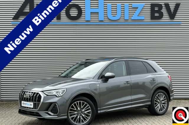 Audi Q3 (2022) thumbnail 1