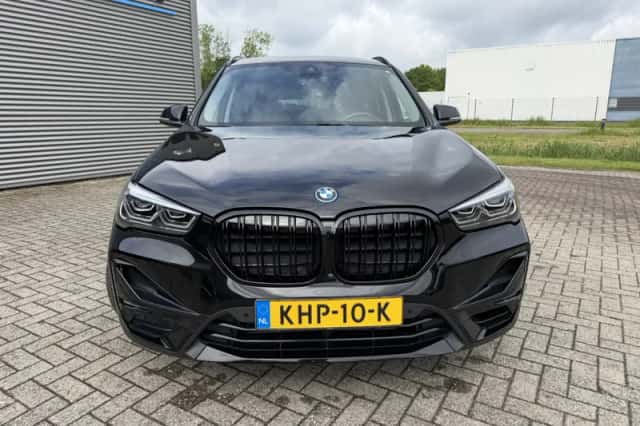 BMW X1 (2022) thumbnail 3