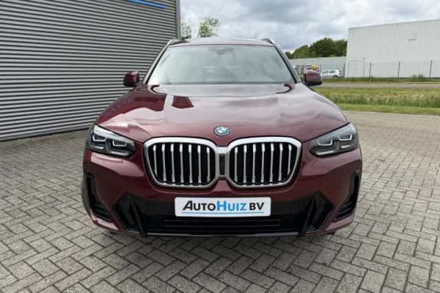 BMW X3 (2023) thumbnail 3
