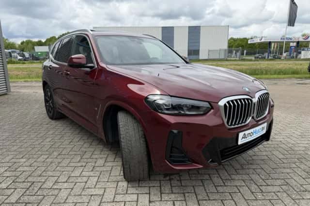 BMW X3 (2023) thumbnail 4