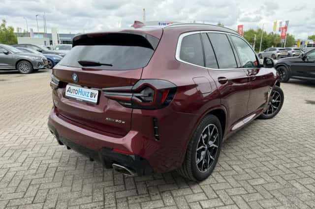 BMW X3 (2023) thumbnail 5