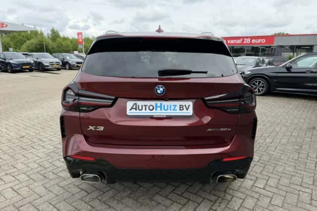 BMW X3 (2023) thumbnail 6
