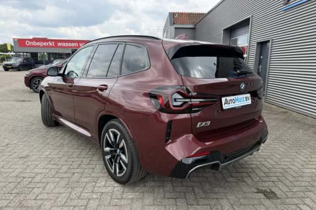 BMW iX3 (2023) thumbnail 5