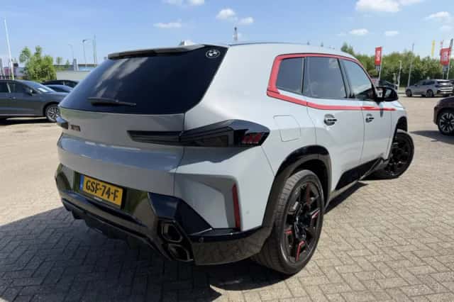 BMW XM (2024) thumbnail 5
