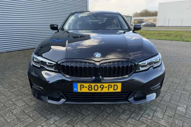 BMW 3-Serie (2022) thumbnail 3