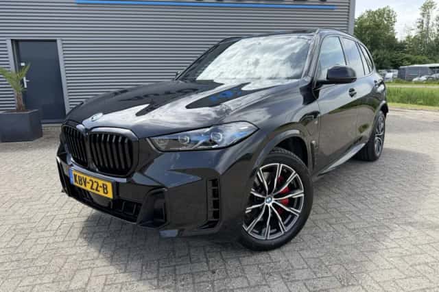 BMW X5 (2025) thumbnail 2