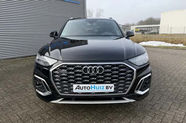 Audi Q5 (2021) thumbnail 3